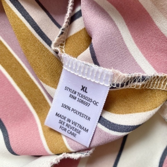 Lipslide Pink and Neutral Striped Cropped Button Down Top - Picture 8 of 8